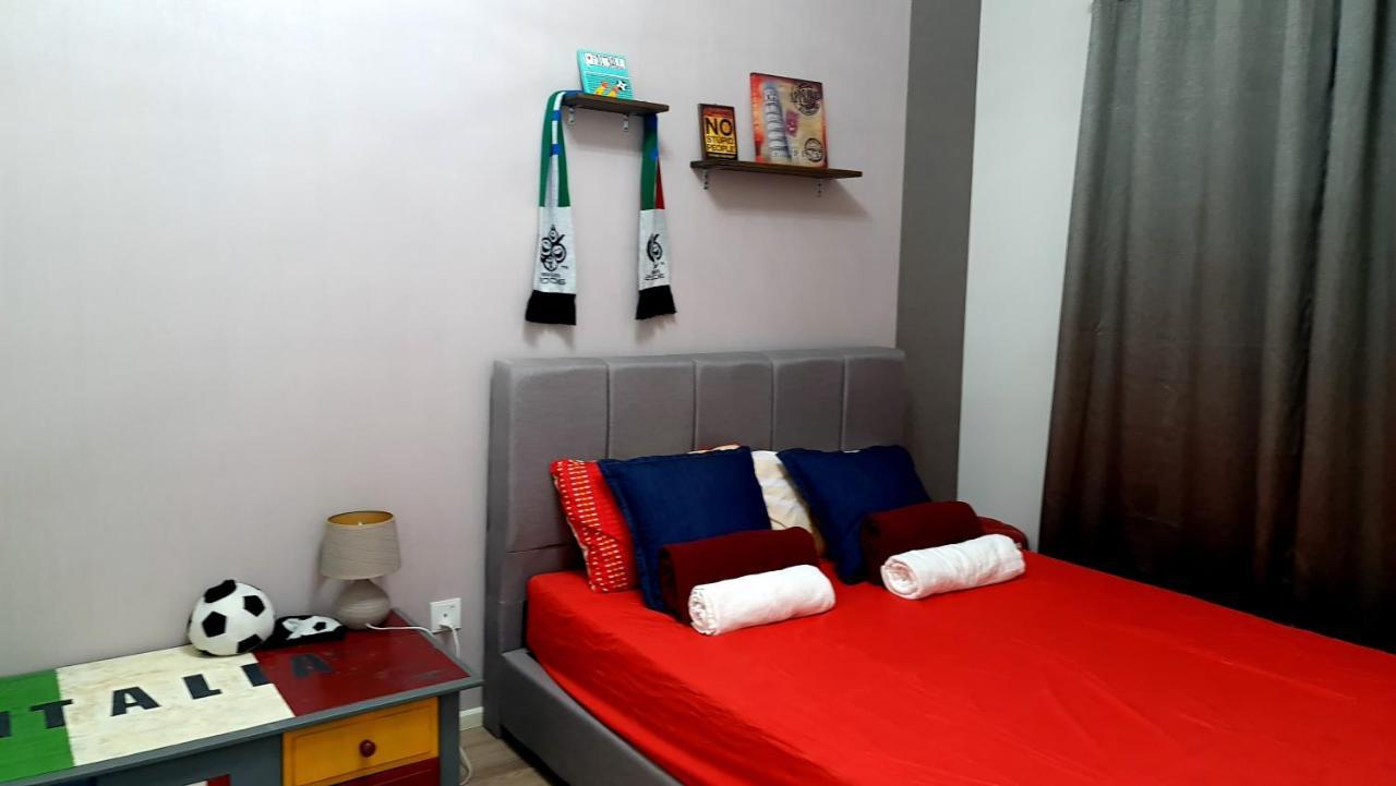 Ferienwohnung Te Amo Gandaria Bangi Pool View Netflix Full Aircond Bandar Baru Bangi Exterior foto